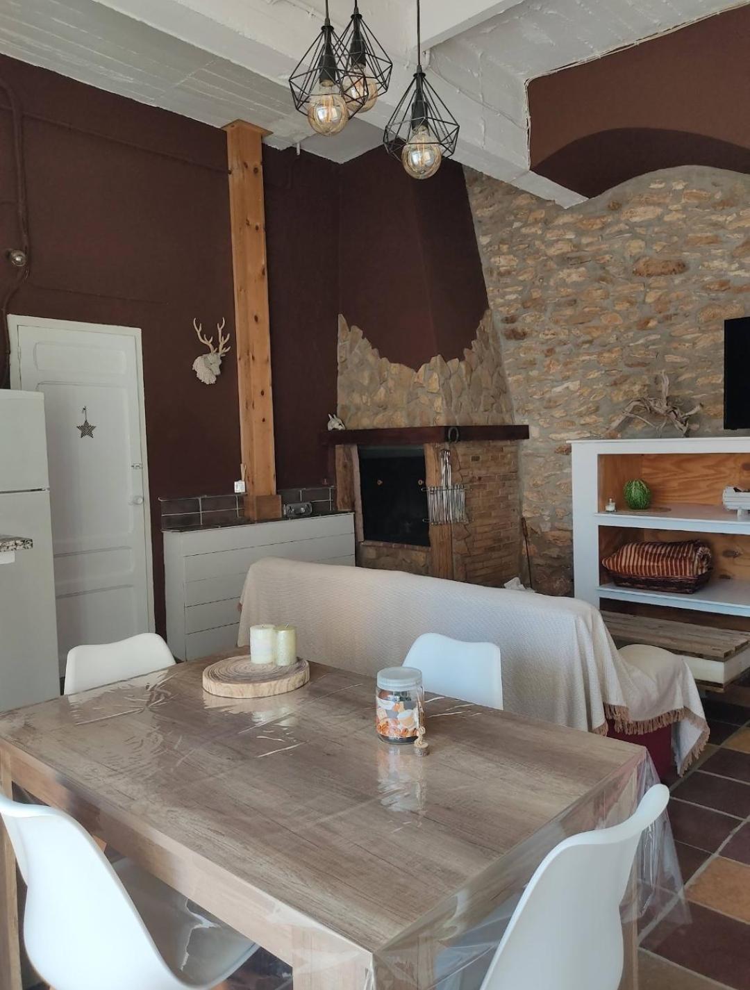 암포스타 Casa Paqueldo 빌라 외부 사진